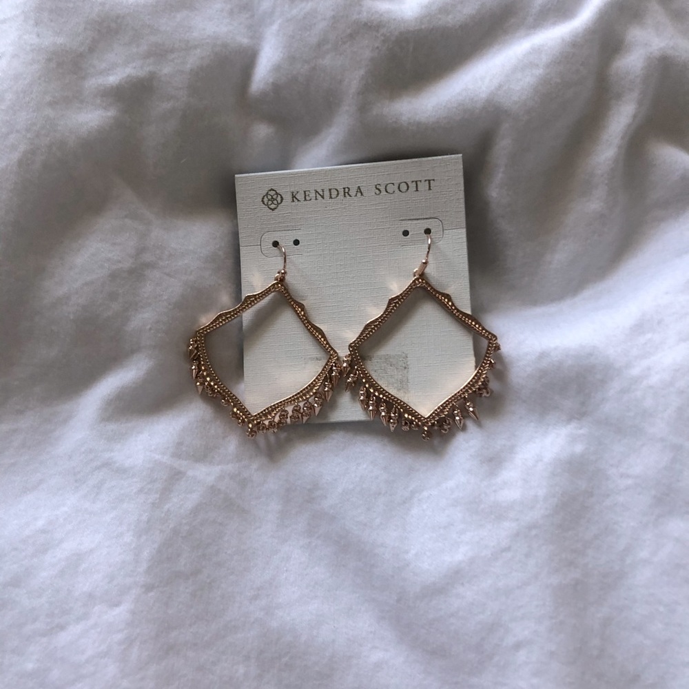 Kendra Scott Earings - Rose Gold